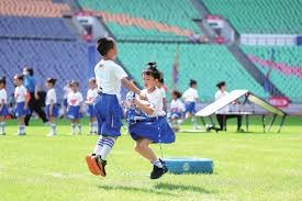 德州游骑兵队新秀哈密尔顿在全垒打大赛创下单轮 28 轰的惊人纪录