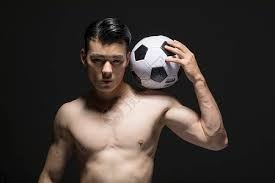 布冯谈意大利足球：我们从小就注重成绩，现在要回归技术训练